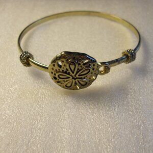 Sand Dollar Bangle Bracelet  430